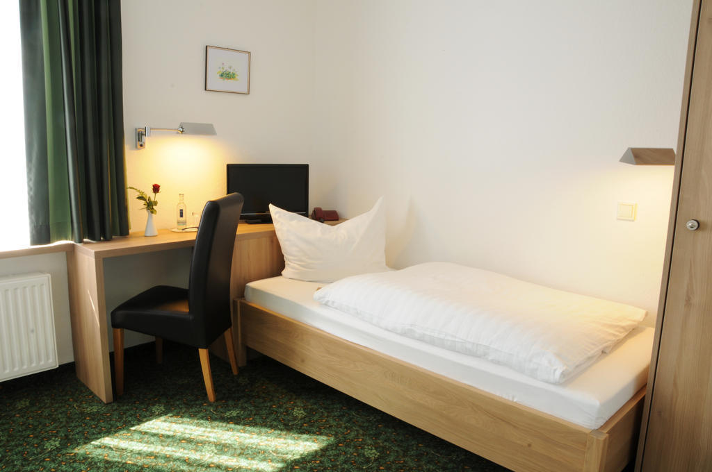 Hotel Zur Traube Velbert Habitación foto