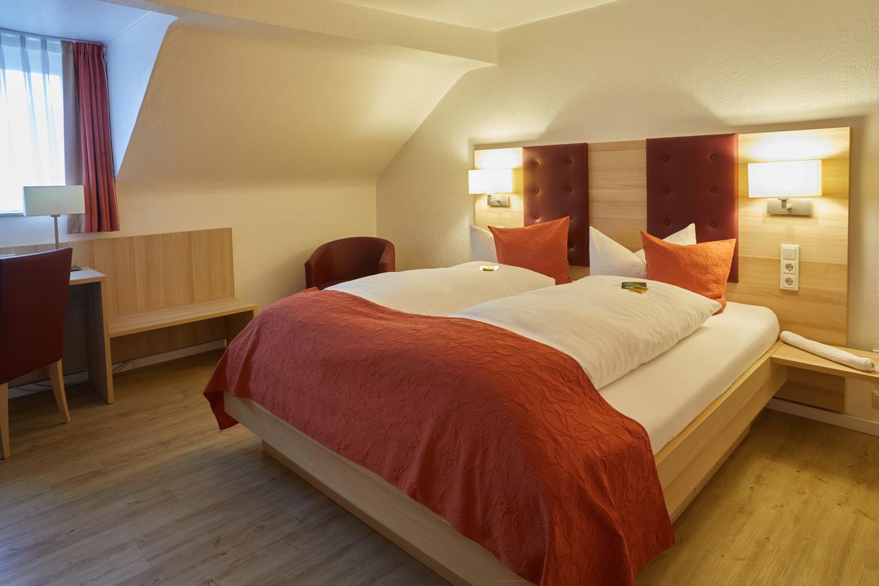 Hotel Zur Traube Velbert Exterior foto